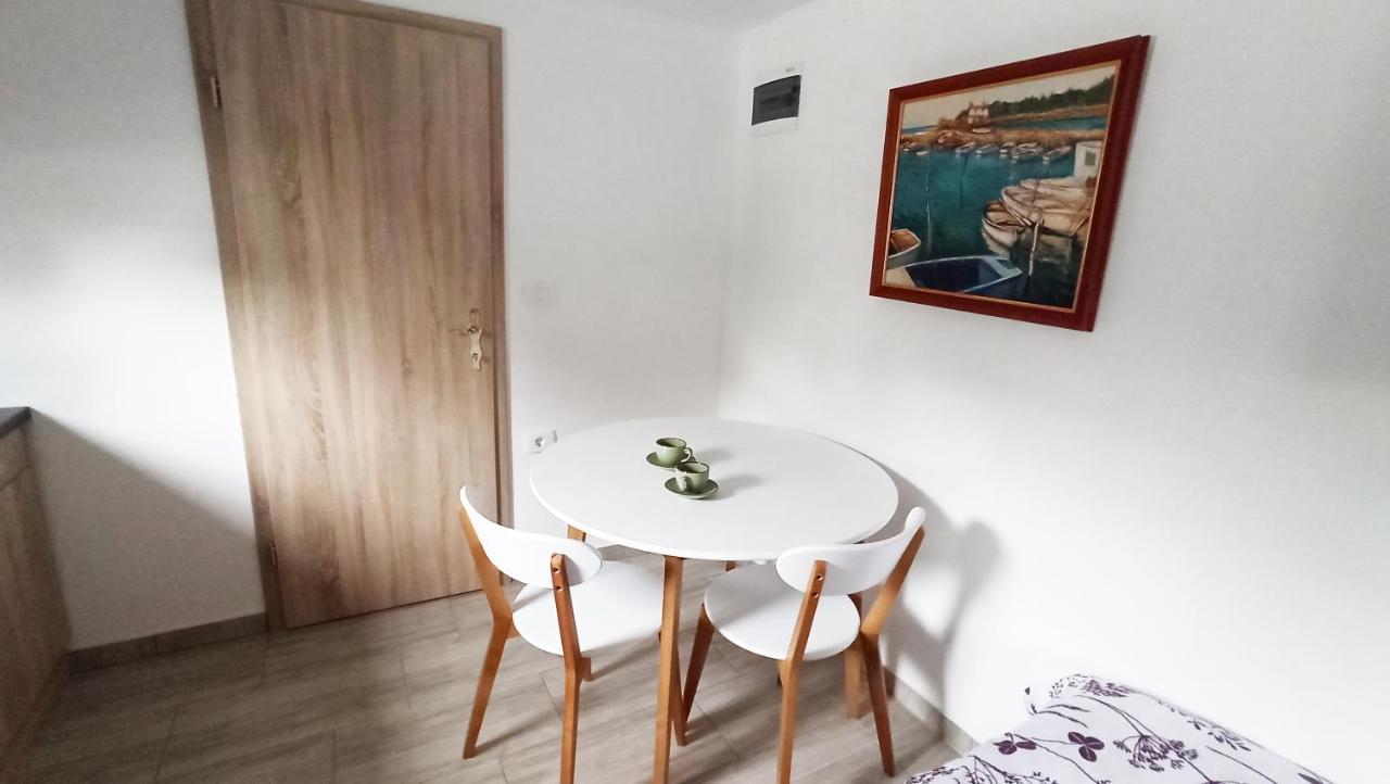 Apartma Montemoro Daire Ankaran Dış mekan fotoğraf