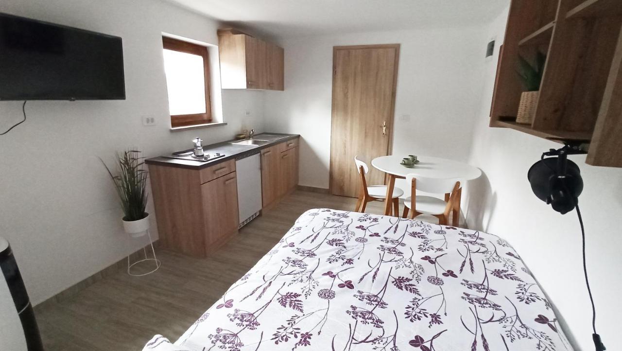 Apartma Montemoro Daire Ankaran Dış mekan fotoğraf
